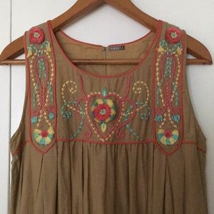 Lovely embroidered Matta dress! Fits like a medium.